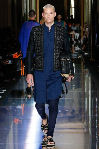 Look 55